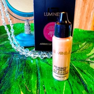 Luminess Air foundation